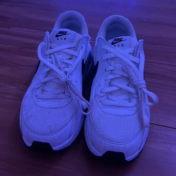 nike women’s air max excee shoes - Picture 2 of 5